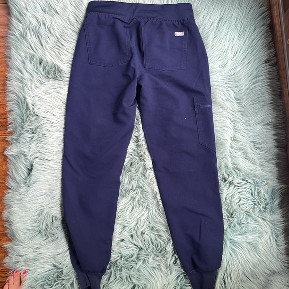 Figs Scrub Pants - Picture 4 of 5